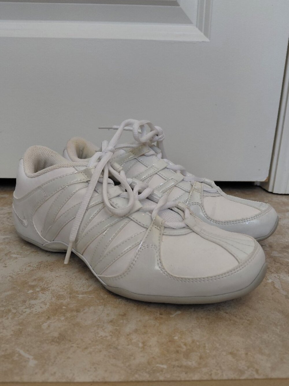 Nike Cheer/Dance White Tennis Shoes